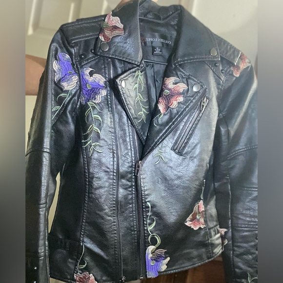 🌺GREAT CONDITION Colleen Lopez |Faux Leather Jacket | Size: XS | Black/Floral - Picture 2 of 14